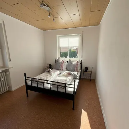Zur Langen Meile Apartament *